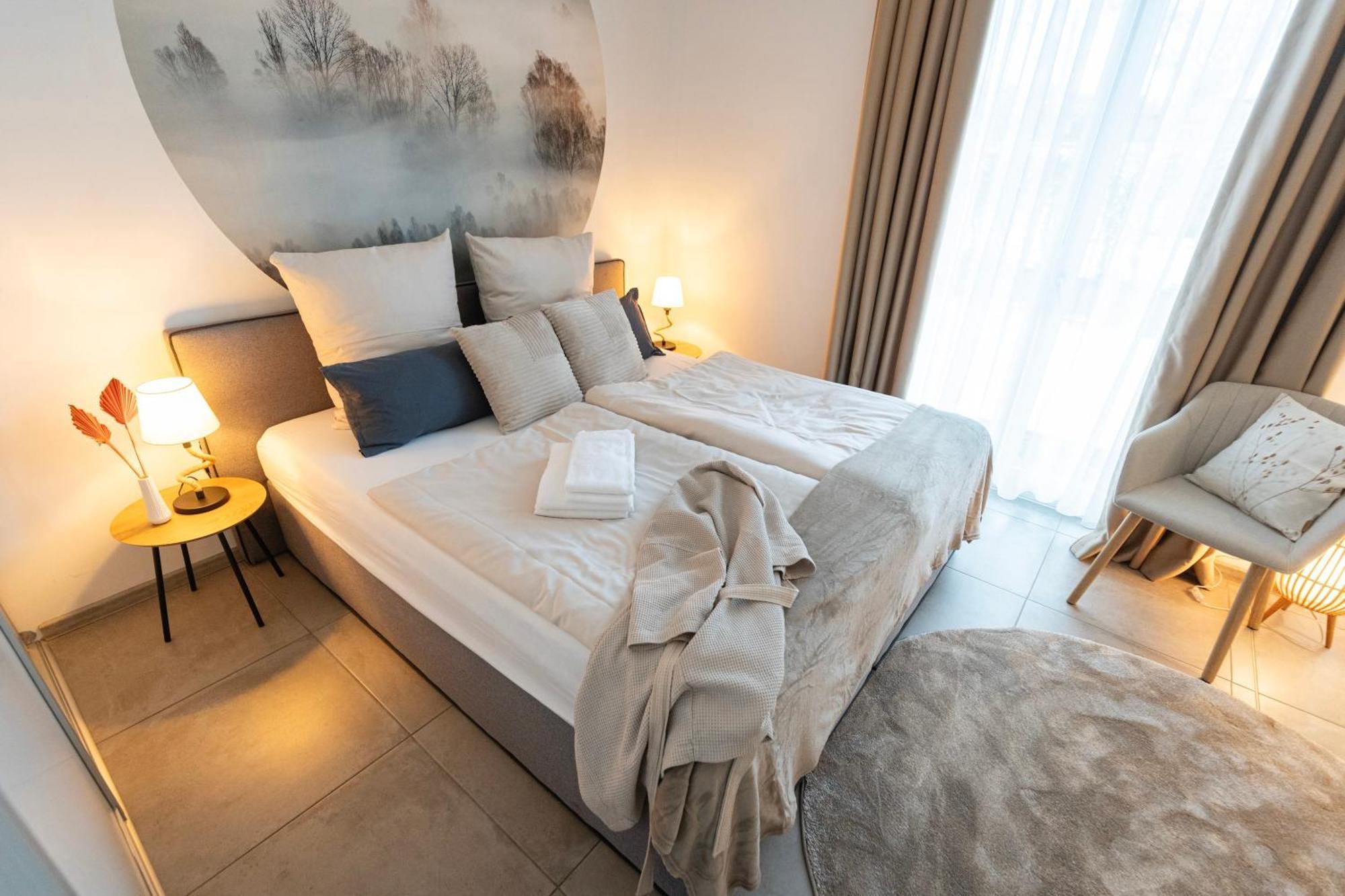 Residenz - Nebelgruss - Seeterrasse - Sauna - Parkplatz バート・ツヴィッシェンアーン エクステリア 写真